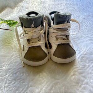 Jordan 6 Retro Baby Sneakers White Gray Size 3C